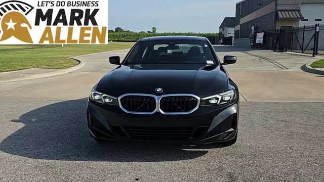 Used 2025 BMW 330i Sedan w/ Convenience Package RWD image 3