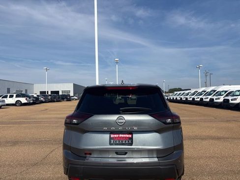 New 2026 Nissan Rogue SV image 3