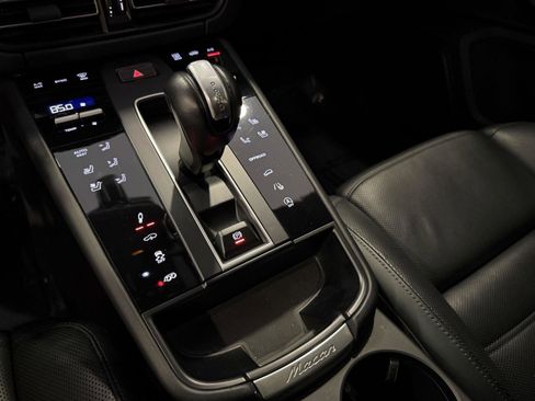 Certified 2023 Porsche Macan GTS image 19