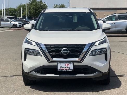 Used 2023 Nissan Rogue SV AWD/4WD image 11