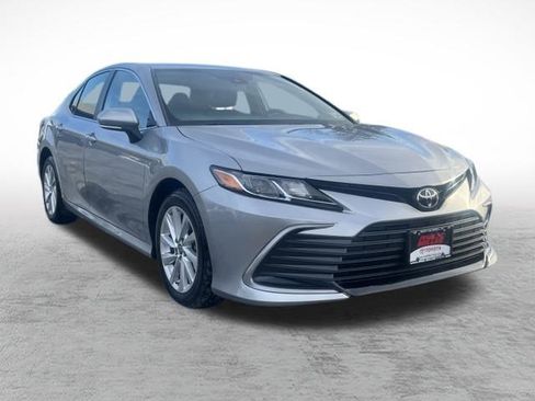 Certified 2023 Toyota Camry LE image 3