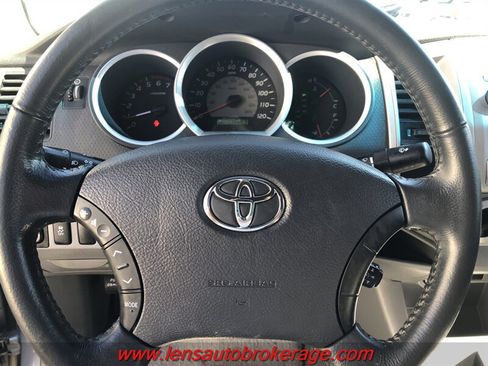 Used 2010 Toyota Tacoma 2WD Access Cab w/ SR5 Pkg #2 image 13