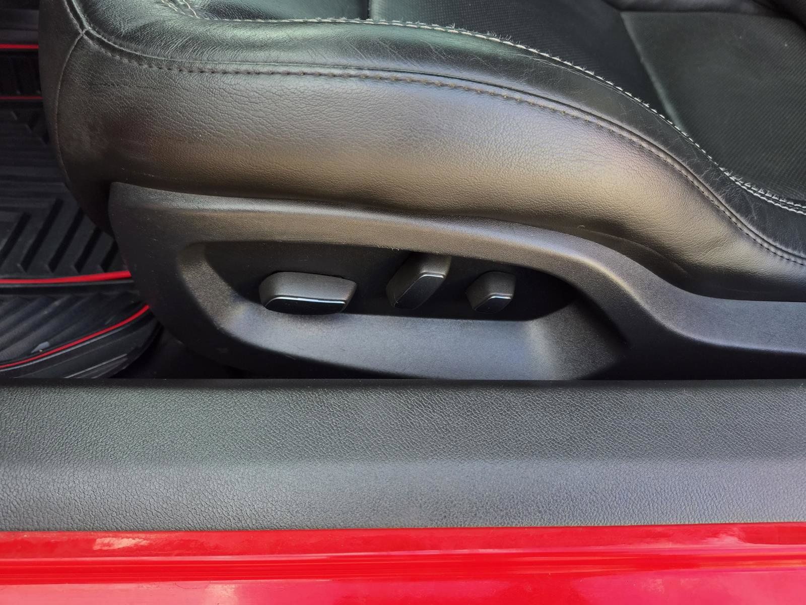 Used 2014 Chevrolet Corvette Stingray Coupe w/ 2LT Preferred Equipment Group RWD image 13