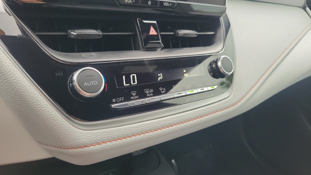 Used 2025 Toyota Corolla FX w/ Convenience Package FWD image 18