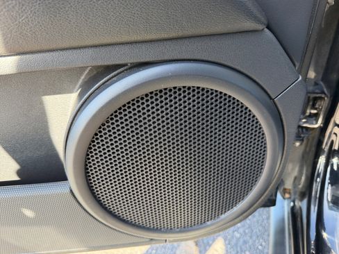 Used 2016 Jeep Compass Latitude image 24