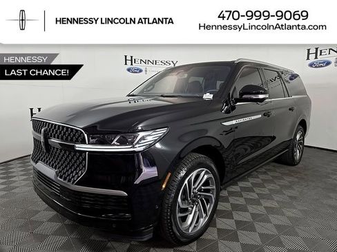 New 2025 Lincoln Navigator L Reserve AWD/4WD image 1