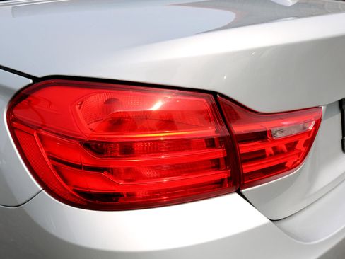 Used 2016 BMW 428i Convertible image 12