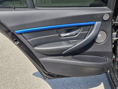 Used 2018 BMW 340i xDrive Sedan AWD/4WD image 15