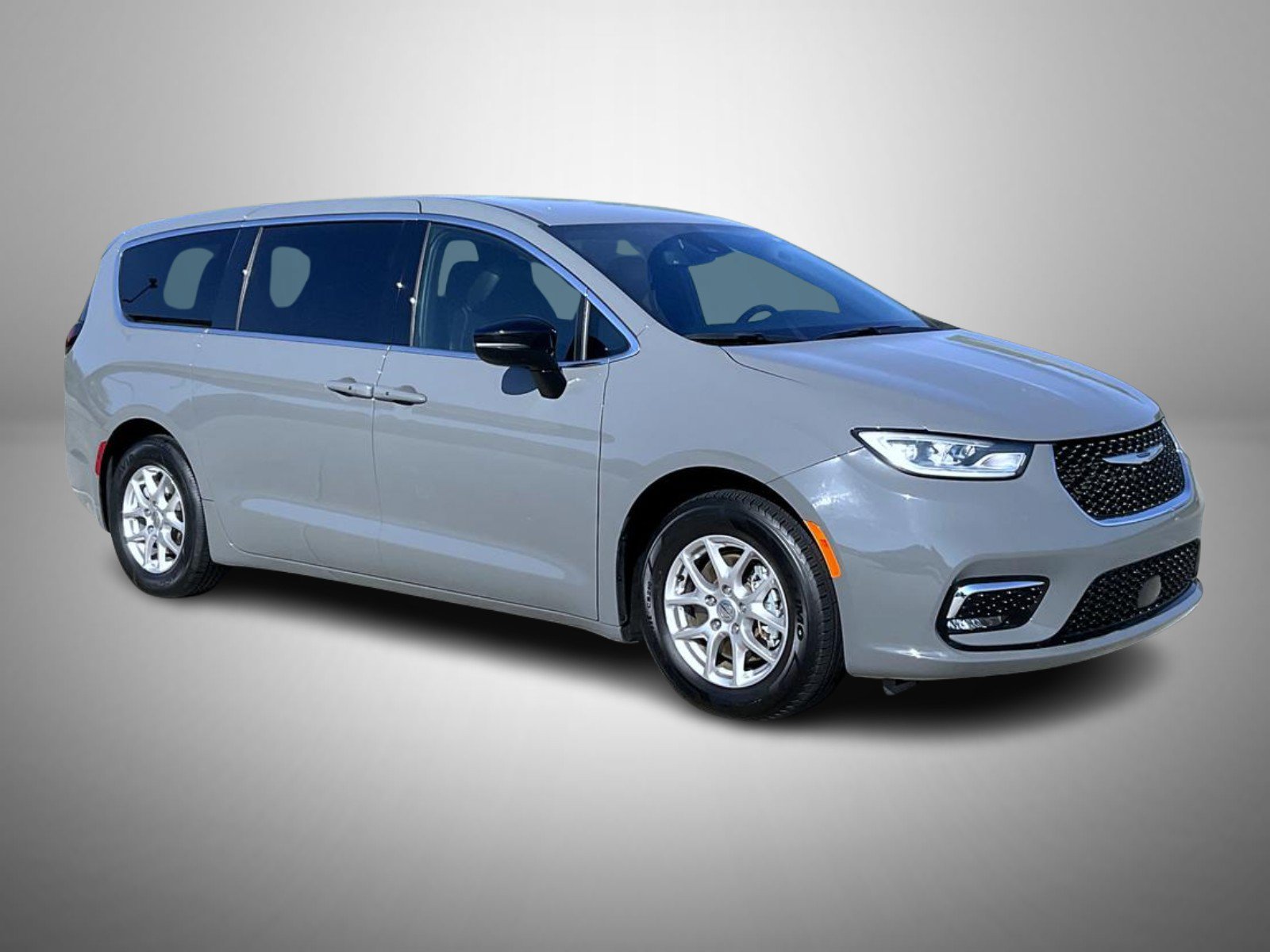 Used 2025 Chrysler Pacifica Select FWD image 3