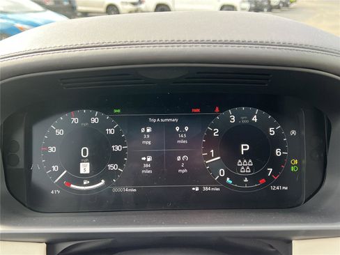 New 2026 Land Rover Discovery Limited Edition AWD/4WD image 9