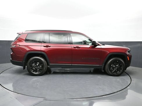 New 2026 Jeep Grand Cherokee L 4WD image 29