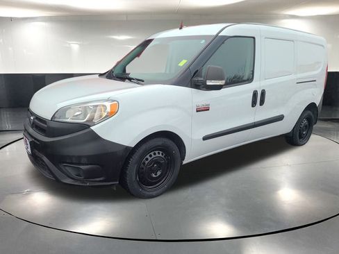 Used 2018 RAM ProMaster City Tradesman image 11