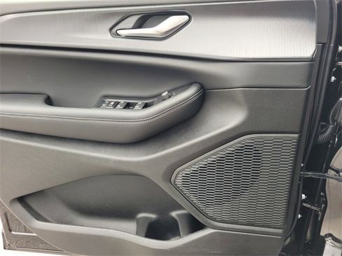 New 2025 Jeep Grand Cherokee Laredo X image 19