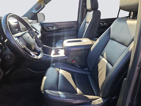 Certified 2022 Chevrolet Tahoe Z71 w/ Luxury Package image 36