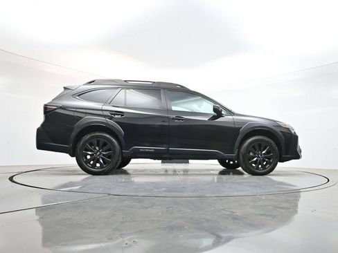 Used 2024 Subaru Outback Onyx Edition AWD/4WD image 40