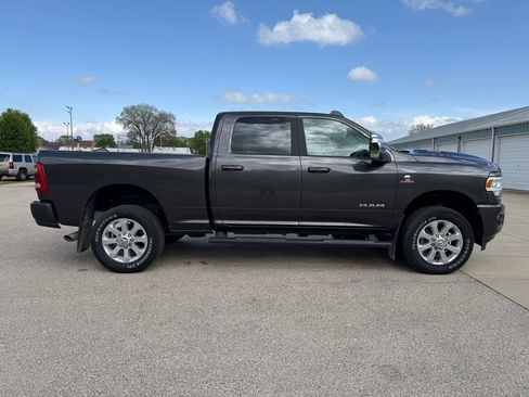 Used 2024 RAM 2500 Laramie w/ Sport Appearance Package AWD/4WD image 4