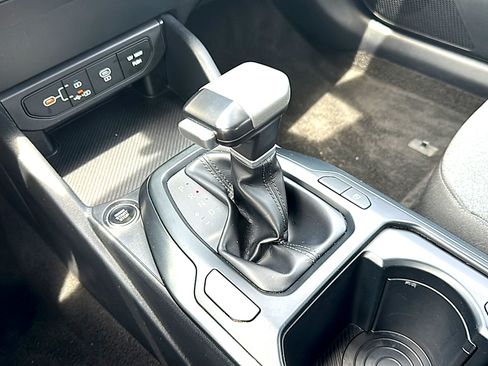 Used 2025 Kia K4 FWD image 34