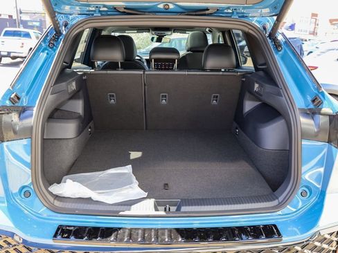 New 2026 Volkswagen Tiguan SE R-Line AWD/4WD image 10