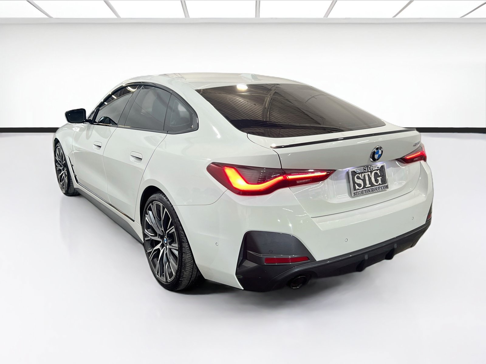 Used 2023 BMW 430i Gran Coupe w/ M Sport Package RWD image 6