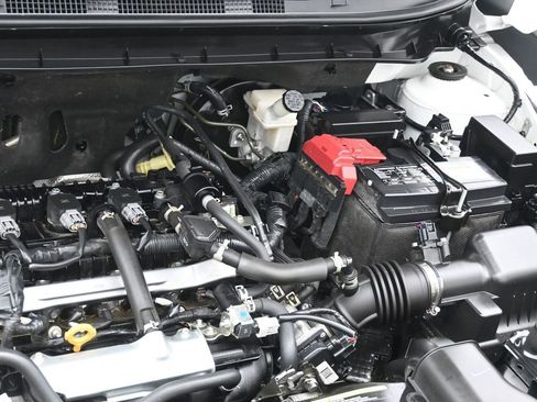 Used 2023 Nissan Kicks SV image 21