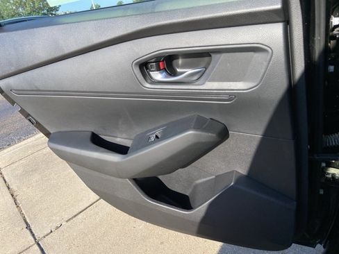 Used 2023 Honda Accord EX image 47