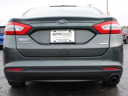 Used 2015 Ford Fusion SE w/ Equipment Group 202A FWD image 5