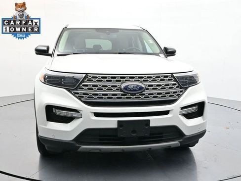 Used 2021 Ford Explorer Limited w/ Equipment Group 301A image 2