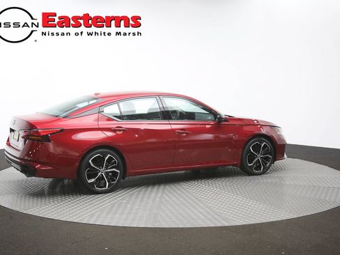 Used 2024 Nissan Altima 2.5 SR w/ SR Premium Package FWD image 42