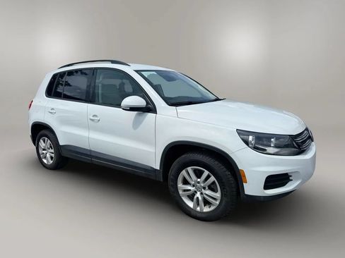 Used 2017 Volkswagen Tiguan S FWD image 7