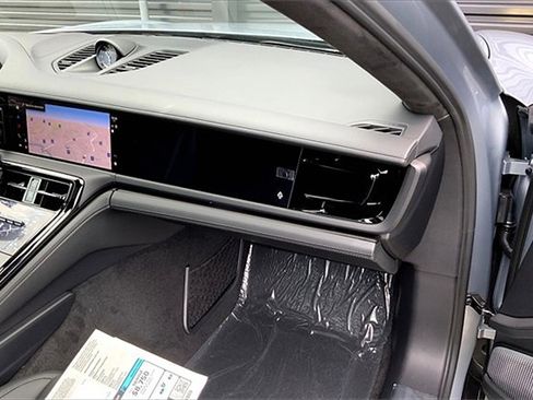 New 2026 Porsche Panamera GTS image 21