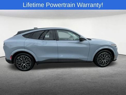 New 2025 Ford Mustang Mach-E Premium image 9