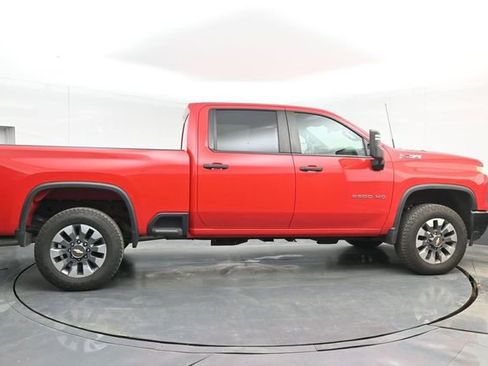 Used 2024 Chevrolet Silverado 2500 Custom w/ Custom Value Package AWD/4WD image 15