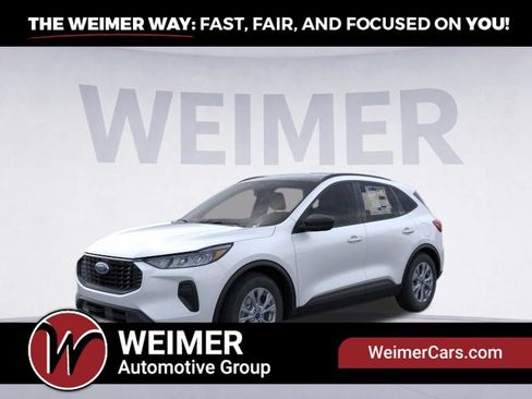Used 2026 Ford Escape Active w/ Active Premium Tech Pack AWD/4WD image 1