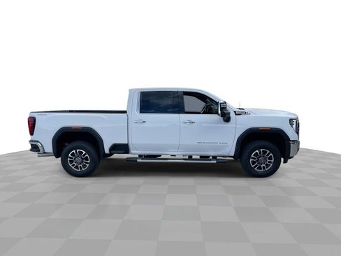 Used 2024 GMC Sierra 2500 SLT image 9