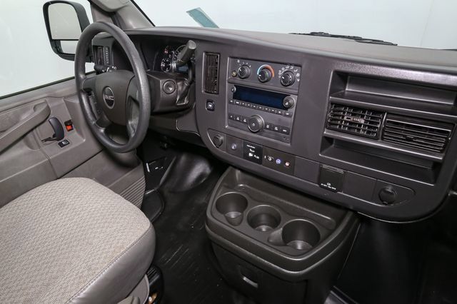 Used 2025 GMC Savana 3500 Extended w/ Driver Convenience Package RWD image 17
