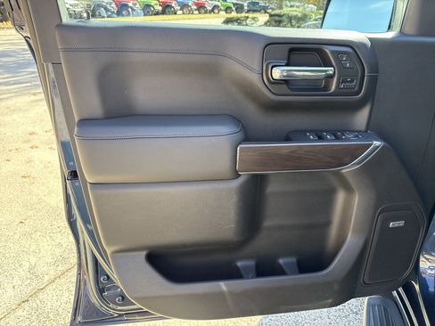 Used 2020 GMC Sierra 1500 SLT w/ SLT Premium Plus Package image 10