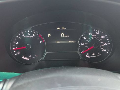 Used 2018 Kia Soul ! FWD image 29