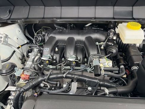 New 2026 Nissan Pathfinder Platinum image 23