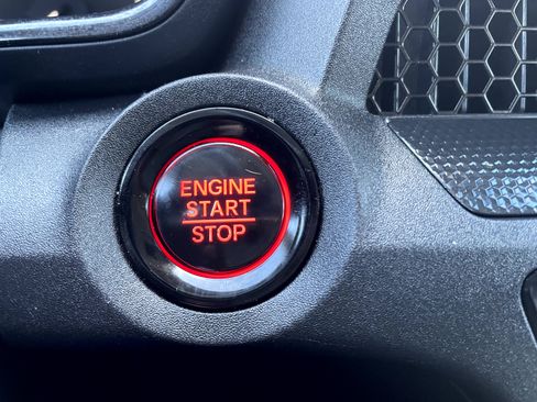 Certified 2025 Honda CR-V EX image 18
