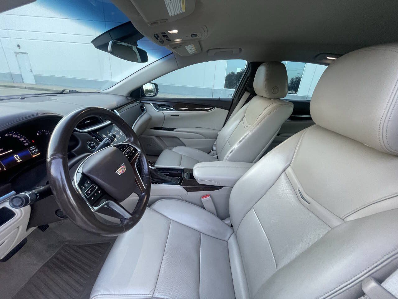 Used 2016 Cadillac XTS Luxury w/ Driver Awareness Package FWD image 4