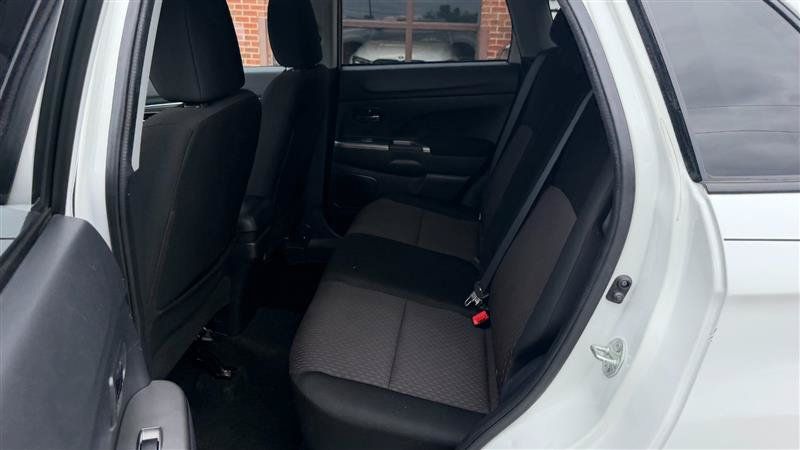 Used 2019 Mitsubishi Outlander Sport FWD image 12