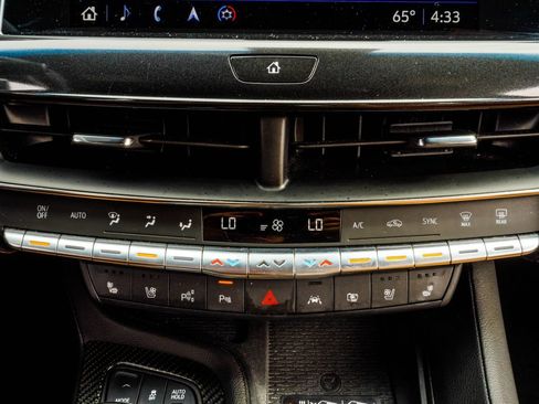 Used 2022 Cadillac CT5 V w/ Platinum Package AWD/4WD image 24