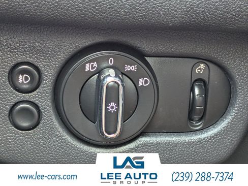 Used 2019 MINI Cooper Clubman w/ Storage Package FWD image 19