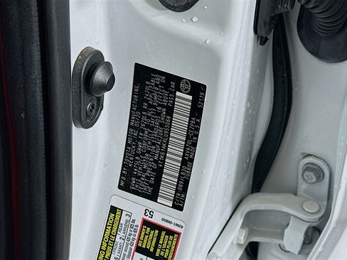 Used 2020 Toyota Camry XSE image 12