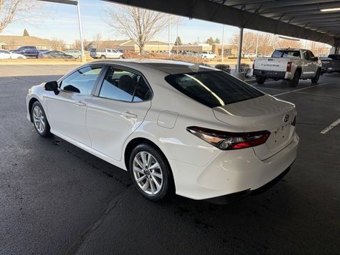 Used 2024 Toyota Camry LE image 7