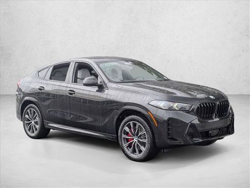 New 2026 BMW X6 xDrive40i w/ Climate Comfort Package image 7