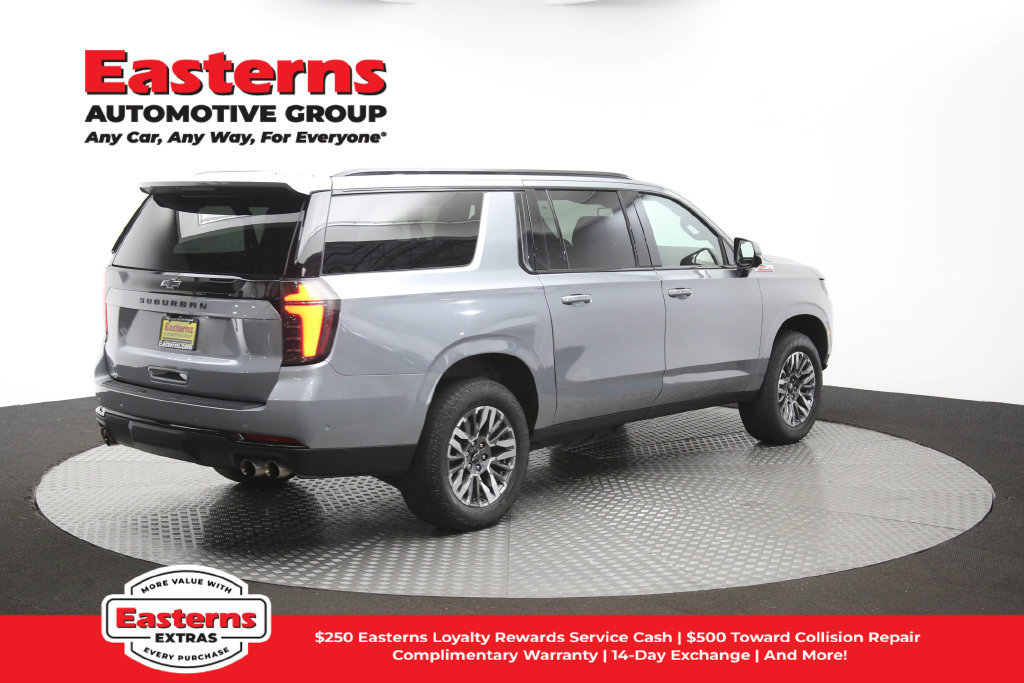 Used 2025 Chevrolet Suburban Z71 AWD/4WD image 46