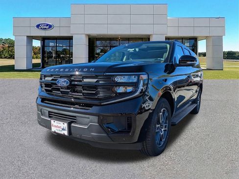 New 2025 Ford Expedition Max Active image 8