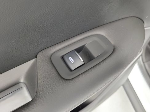 Used 2024 Cadillac XT5 Luxury FWD image 13