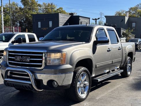 Used 2012 GMC Sierra 1500 SLE w/ Power Tech Package image 4